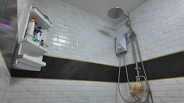 Snapshot of lukegunn chatting on October 2025 08:38:01 PM lukegunn online show from October 2025 08:38:01 PM