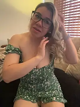 salomesweet13 online show from February 2026 05:01:01 PM