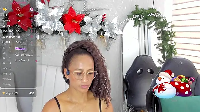 EmmaFerrary online show from December 2025 06:36:02 PM