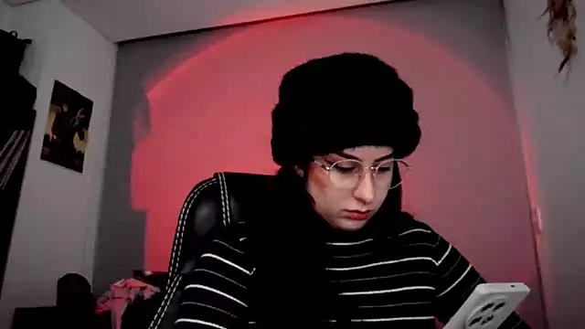 Scarlett Sen online show from October 2025 02:02:02 PM