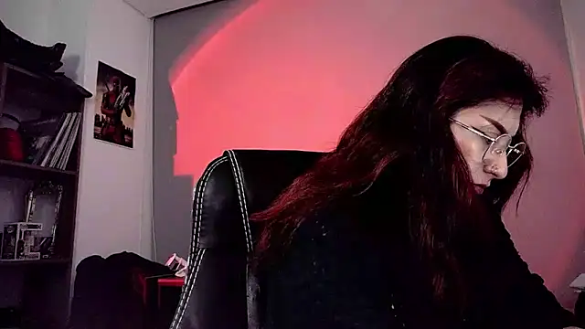 Scarlett Sen online show from November 2025 01:00:01 PM