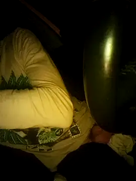 utoopia777 online show from October 2025 09:01:01 PM