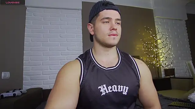 Snapshot of Arilas_ chatting on December 2024 10:49:01 AM Arilas online show from December 2024 10:49:01 AM