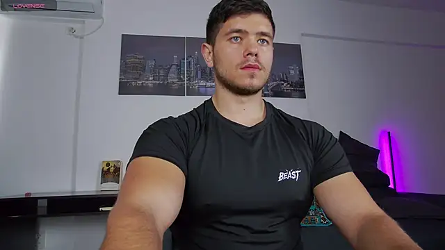 Snapshot of Arilas_ chatting on November 2025 07:20:02 AM Arilas online show from November 2025 07:20:02 AM