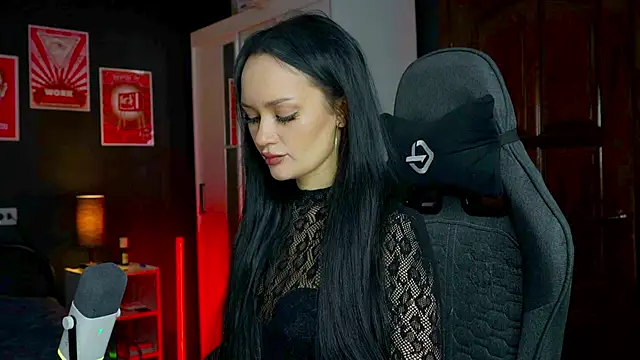 QueenAliss online show from February 2026 06:12:02 AM