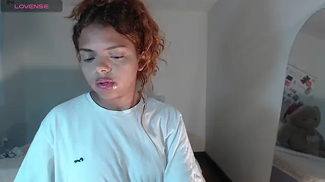 ValienteGirl  online show from December 2025 12:15:02 AM