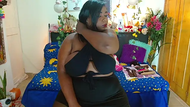 Snapshot of anai_valentinex chatting on December 2024 03:08:02 PM anai valentinex online show from December 2024 03:08:02 PM