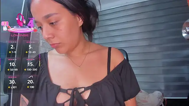 Little Amber6 online show from March 2025 02:45:01 AM