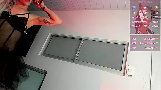 Snapshot of stormytt_ chatting on January 2025 05:43:01 AM stormytt  online show from January 2025 05:43:01 AM