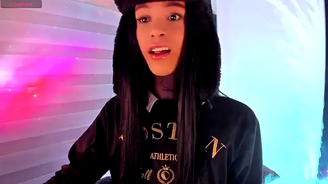 Snapshot of stormytt_ chatting on September 2025 01:40:02 AM stormytt  online show from September 2025 01:40:02 AM