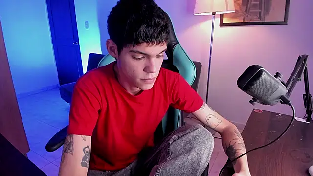 Snapshot of Varya_Ferreira chatting on February 2026 03:04:01 AM Varya Ferreira online show from February 2026 03:04:01 AM