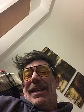 Snapshot of maxximere chatting on January 2026 02:38:01 AM maxximere online show from January 2026 02:38:01 AM