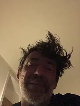 Snapshot of maxximere chatting on February 2026 11:36:01 PM maxximere online show from February 2026 11:36:01 PM