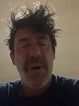 Snapshot of maxximere chatting on February 2026 08:52:01 PM maxximere online show from February 2026 08:52:01 PM