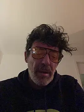 Snapshot of maxximere chatting on March 2026 09:21:01 PM maxximere online show from March 2026 09:21:01 PM