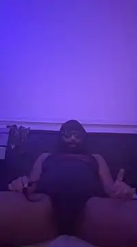 Roguecut82 online show from February 2025 02:27:02 PM