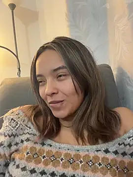 Irina Grant online show from December 2025 02:30:01 AM