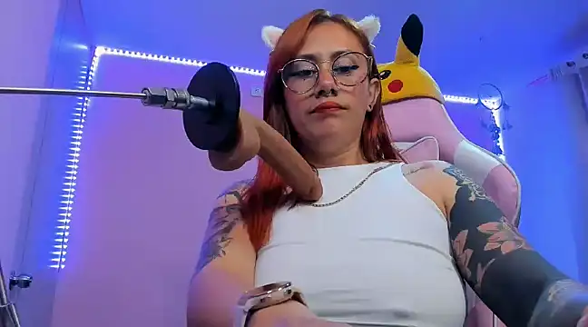 Luna Paris  online show from March 2025 04:48:01 PM