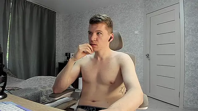 Snapshot of Bananas_dick chatting on May 2026 07:15:02 AM Bananas dick online show from May 2026 07:15:02 AM