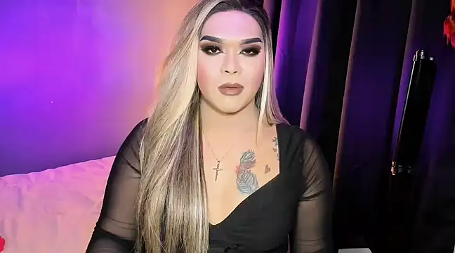 VictoriaEliz online show from March 2025 06:00:01 PM