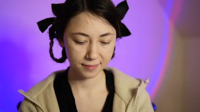 chibi moon  online show from December 2024 08:14:02 PM