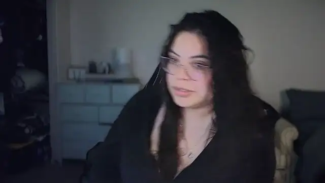 drizzypeach602 online show from December 2024 03:22:02 AM