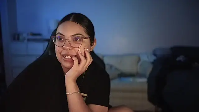 drizzypeach602 online show from January 2025 02:35:02 AM