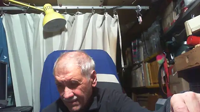 Snapshot of nonnomaturobisex chatting on April 2026 03:39:01 PM nonnomaturobisex online show from April 2026 03:39:01 PM
