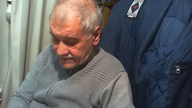 Snapshot of nonnomaturobisex chatting on May 2026 07:14:01 AM nonnomaturobisex online show from May 2026 07:14:01 AM