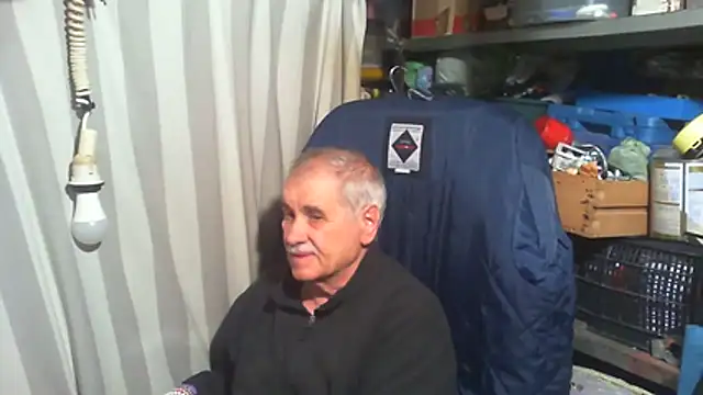 Snapshot of nonnomaturobisex chatting on May 2026 07:17:01 AM nonnomaturobisex online show from May 2026 07:17:01 AM