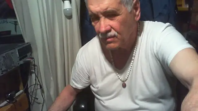 Snapshot of nonnomaturobisex chatting on May 2026 08:31:02 AM nonnomaturobisex online show from May 2026 08:31:02 AM
