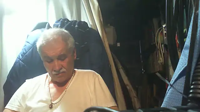 Snapshot of nonnomaturobisex chatting on May 2026 09:46:01 AM nonnomaturobisex online show from May 2026 09:46:01 AM