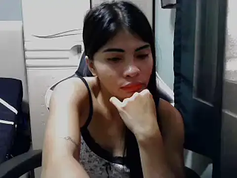 Snapshot of Miss_unknown chatting on November 2025 03:06:01 AM Miss unknown online show from November 2025 03:06:01 AM