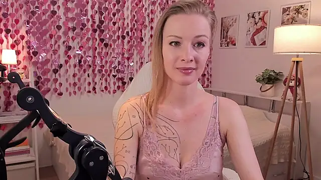 Snapshot of MissRightX chatting on April 2026 01:41:02 PM MissRightX online show from April 2026 01:41:02 PM