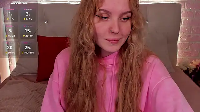 LianaFord online show from March 2025 06:18:01 PM