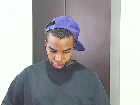 Rene hotman online show from February 2025 07:52:01 PM