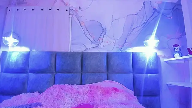 Snapshot of AntonellaRossi chatting on February 2026 07:45:02 PM AntonellaRossi online show from February 2026 07:45:02 PM