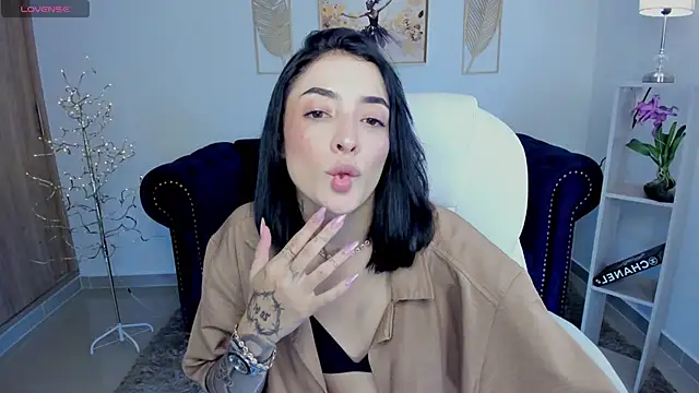 Snapshot of barbie_scoth_ chatting on November 2025 07:58:01 PM barbie scoth online show from November 2025 07:58:01 PM