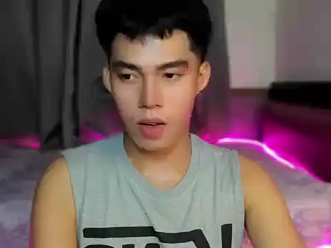 Snapshot of Lightjt04 chatting on September 2025 03:35:02 PM Lightjt04 online show from September 2025 03:35:02 PM