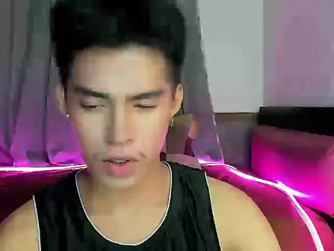 Snapshot of Lightjt04 chatting on October 2025 03:05:02 PM Lightjt04 online show from October 2025 03:05:02 PM