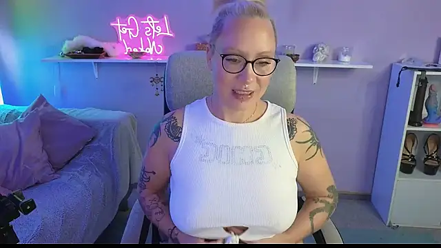 Jan ina online show from January 2026 09:01:01 AM