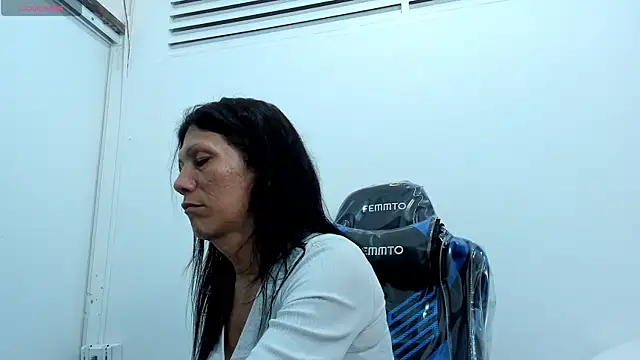 Cleopatra Trans online show from November 2025 07:35:01 PM