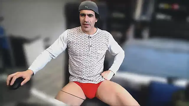 samricci21 online show from December 2025 01:39:01 PM