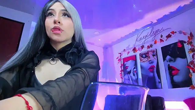 kayilyn online show from December 2025 11:52:01 AM