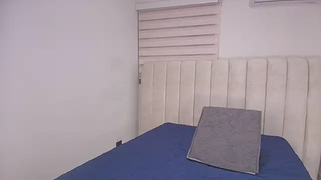 arletmss online show from November 2025 03:07:01 AM