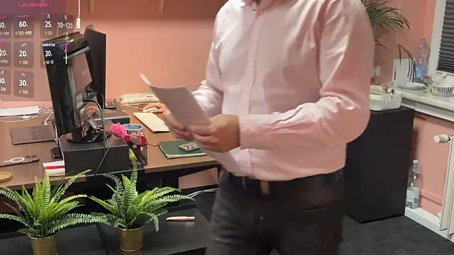 legsLONG online show from October 2025 04:31:02 AM