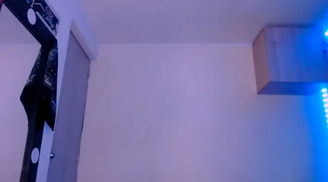 Samuel Suarez online show from February 2025 09:17:01 PM