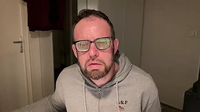 FABIOGLASSES online show from December 2024 07:42:01 PM