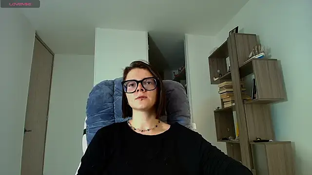 Arya starrk online show from October 2025 02:52:02 PM