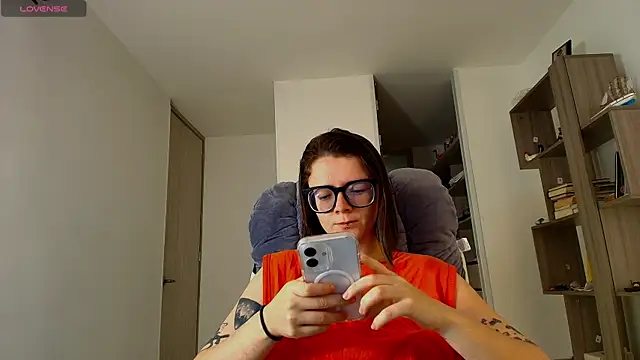 Arya starrk online show from November 2025 02:28:02 PM